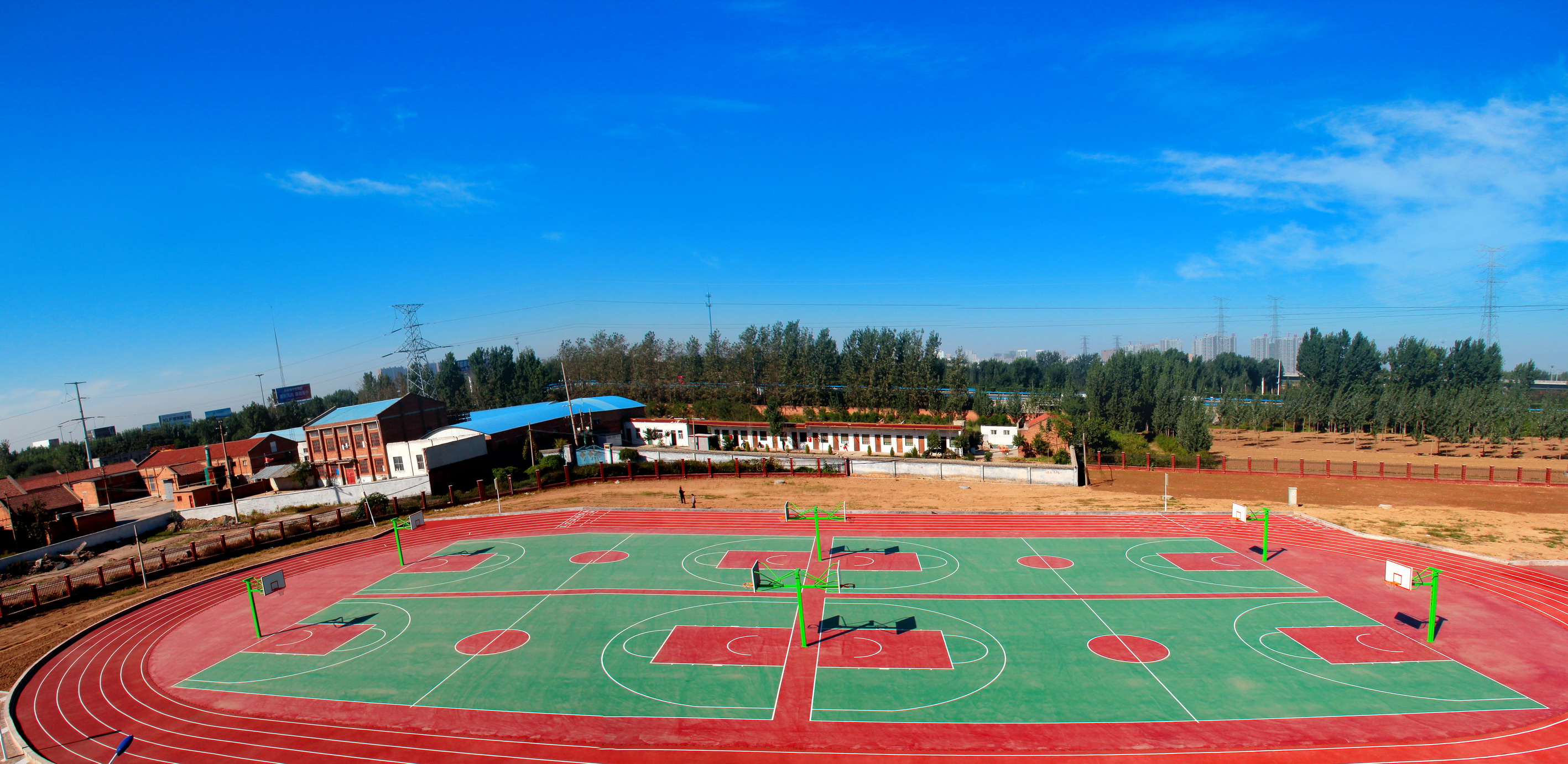 小學部籃球場